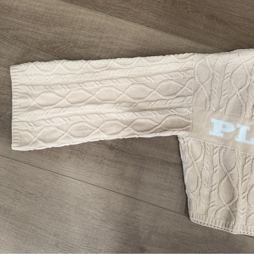 PLAYBOY x MISGUIDED Cropped Sweater Baggy Flared Sleeve Cable Knit Chunky Beige‎